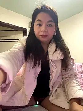 Snapshot of Kaia03 chatting on 12-23-25, 03:59 Kaia03 online show from 12-23-25, 03:59