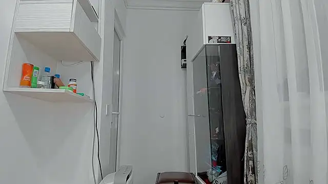 RedAssHottie online show from 01-26-25, 03:59