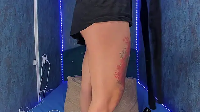 RedAssHottie online show from 09-12-25, 03:06