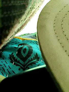 Hot2602 online show from 04-16-26, 06:03