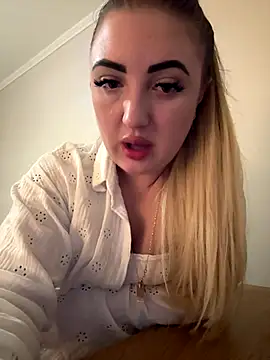 Snapshot of merabel1995 chatting on 01-05-26, 08:45 merabel1995 online show from 01-05-26, 08:45