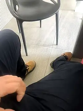 cyclops86 online show from 12-21-25, 12:23