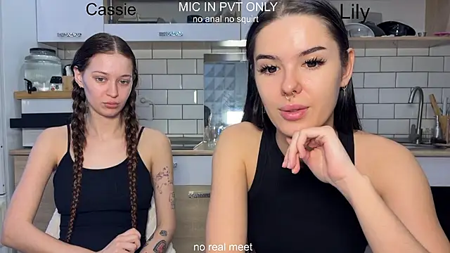 girls secrets online show from 02-13-26, 10:33