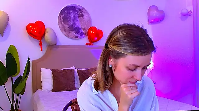 EmeraldGlow online show from 02-15-26, 02:47