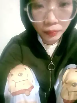 Snapshot of damsun_22 chatting on 01-07-26, 08:11 damsun 22 online show from 01-07-26, 08:11