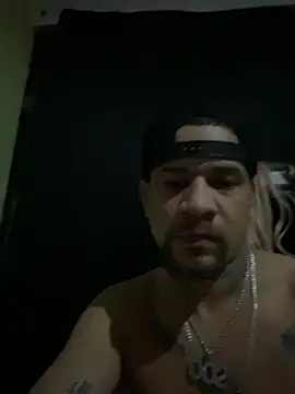 Snapshot of Dominicanobb chatting on 02-01-26, 04:44 Dominicanobb online show from 02-01-26, 04:44