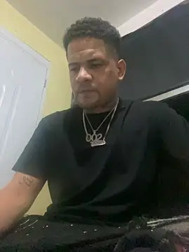 Snapshot of Dominicanobb chatting on 02-22-26, 12:12 Dominicanobb online show from 02-22-26, 12:12