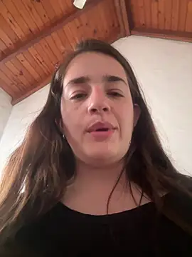 Snapshot of lele202526 chatting on 02-06-26, 05:27 lele202526 online show from 02-06-26, 05:27