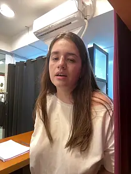 Snapshot of lele202526 chatting on 03-31-26, 06:08 lele202526 online show from 03-31-26, 06:08