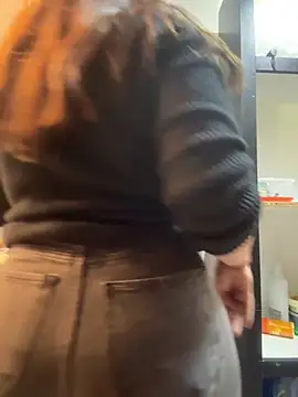 Snapshot of lele202526 chatting on 04-09-26, 06:46 lele202526 online show from 04-09-26, 06:46