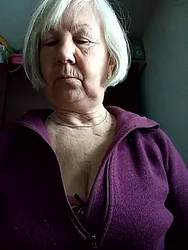 KlaudiaDarling online show from 01-14-26, 08:31