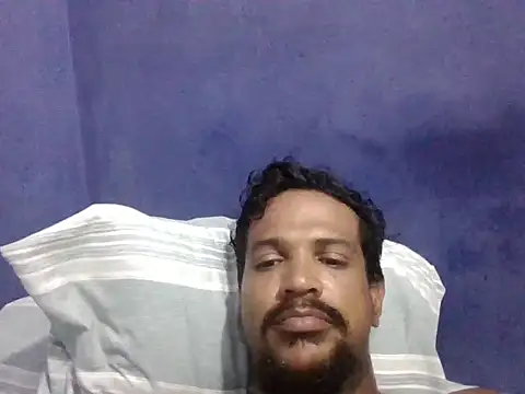 Snapshot of bigdick211292 chatting on 02-11-26, 09:20 bigdick211292 online show from 02-11-26, 09:20