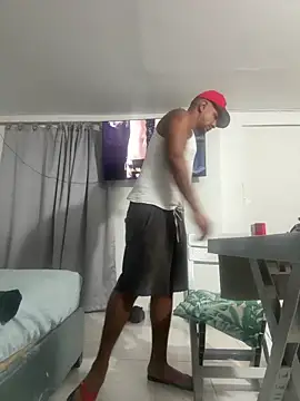 Snapshot of bigdick211292 chatting on 03-22-26, 09:13 bigdick211292 online show from 03-22-26, 09:13