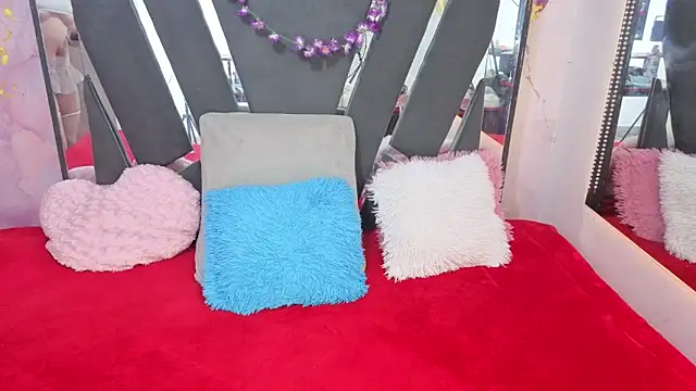 Alice NY online show from 03-13-26, 02:51