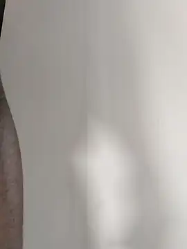 Snapshot of Bra-G chatting on 12-23-25, 08:56 Bra-G online show from 12-23-25, 08:56