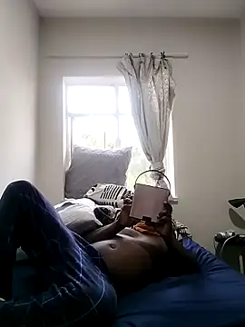 Snapshot of Bra-G chatting on 03-01-26, 09:11 Bra-G online show from 03-01-26, 09:11