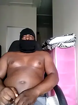 Snapshot of Bra-G chatting on 03-06-26, 08:22 Bra-G online show from 03-06-26, 08:22