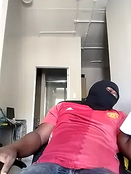 Snapshot of Bra-G chatting on 03-08-26, 10:41 Bra-G online show from 03-08-26, 10:41