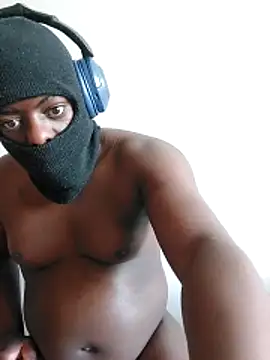 Snapshot of Bra-G chatting on 04-03-26, 08:34 Bra-G online show from 04-03-26, 08:34