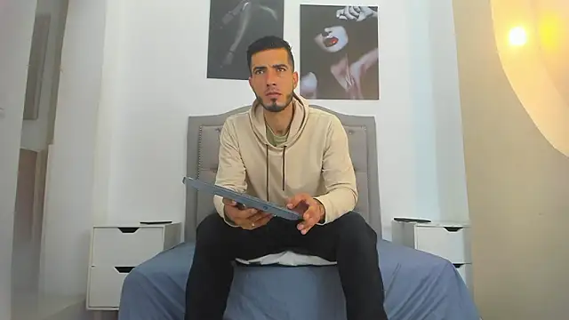 Snapshot of marc_ruffa chatting on 03-03-26, 10:54 marc ruffa online show from 03-03-26, 10:54