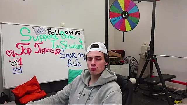 Daniel Shawnn online show from 02-05-26, 02:43