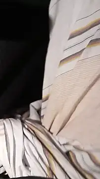 Snapshot of Fuckboyhassan chatting on 01-17-26, 07:17 Fuckboyhassan online show from 01-17-26, 07:17