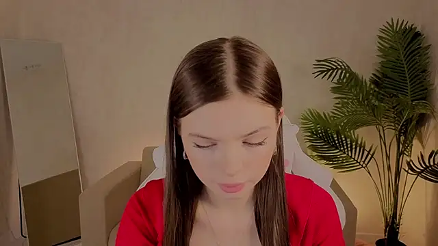 Snapshot of Ellya_me chatting on 01-06-26, 08:29 Ellya me online show from 01-06-26, 08:29