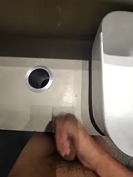 Snapshot of jerryrooh69 chatting on 02-12-26, 11:38 jerryrooh69 online show from 02-12-26, 11:38