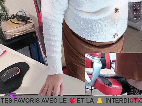 Snapshot of Sofiatwork chatting on 02-06-26, 07:23 Sofiatwork online show from 02-06-26, 07:23