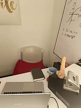 Snapshot of MarianaMonsalve_ chatting on 02-12-26, 03:01 MarianaMonsalve online show from 02-12-26, 03:01