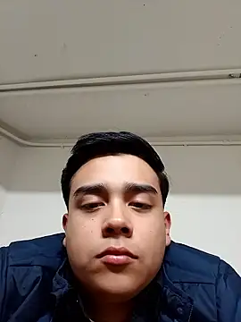 Snapshot of Yosoyelmismo-6737 chatting on 01-15-26, 04:28 Yosoyelmismo-6737 online show from 01-15-26, 04:28