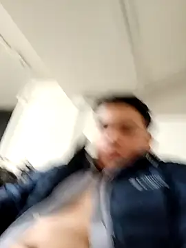 Snapshot of Yosoyelmismo-6737 chatting on 02-02-26, 11:03 Yosoyelmismo-6737 online show from 02-02-26, 11:03