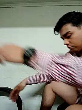 Snapshot of Yosoyelmismo-6737 chatting on 02-22-26, 10:30 Yosoyelmismo-6737 online show from 02-22-26, 10:30