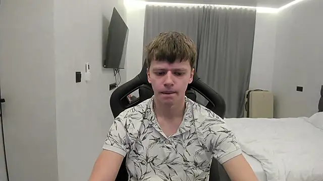 Snapshot of bonekoambalabu chatting on 02-07-26, 01:42 bonekoambalabu online show from 02-07-26, 01:42