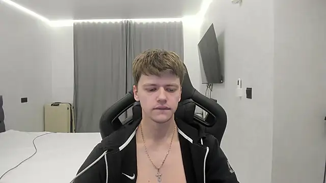 Snapshot of bonekoambalabu chatting on 02-11-26, 02:27 bonekoambalabu online show from 02-11-26, 02:27