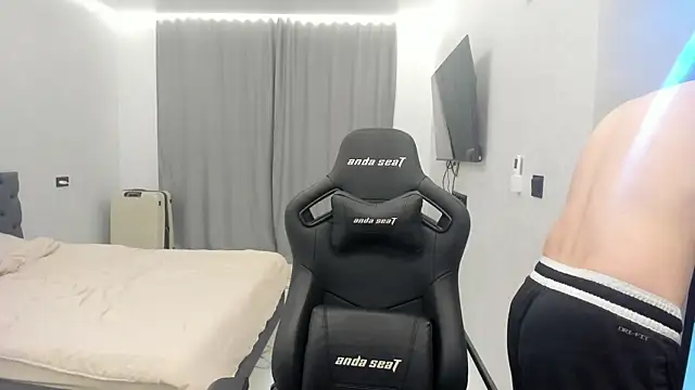 Snapshot of bonekoambalabu chatting on 02-18-26, 03:08 bonekoambalabu online show from 02-18-26, 03:08