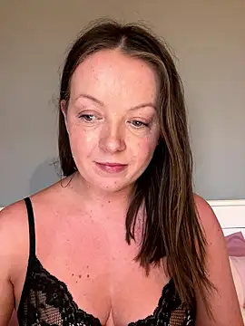 Snapshot of Nova-Vixen chatting on 01-07-26, 03:47 Nova-Vixen online show from 01-07-26, 03:47