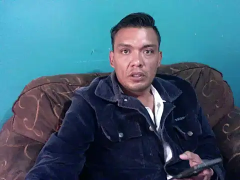 latinomoreno95 online show from 02-02-26, 09:24