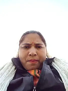 Snapshot of Punam_sing chatting on 01-12-26, 04:39 Punam sing online show from 01-12-26, 04:39