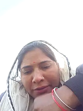 Snapshot of Punam_sing chatting on 01-15-26, 03:55 Punam sing online show from 01-15-26, 03:55