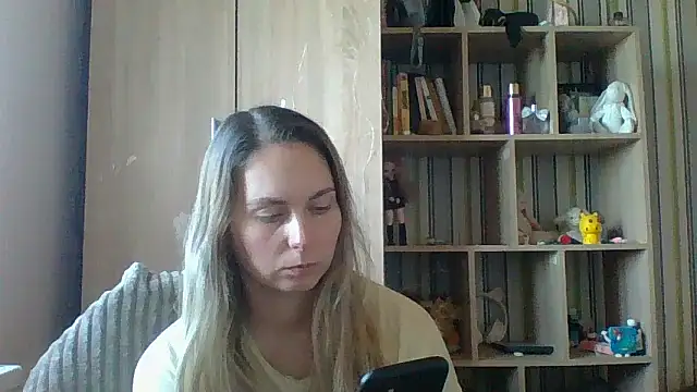 VikiLove765 online show from 02-27-26, 10:48