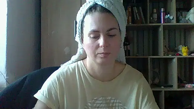 VikiLove765 online show from 03-02-26, 05:19