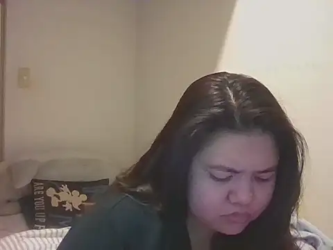 Allie 143 online show from 01-06-26, 08:51