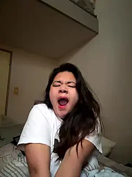 Allie 143 online show from 01-10-26, 11:20