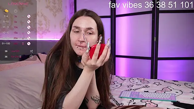 Alice Goth online show from 02-07-26, 03:38