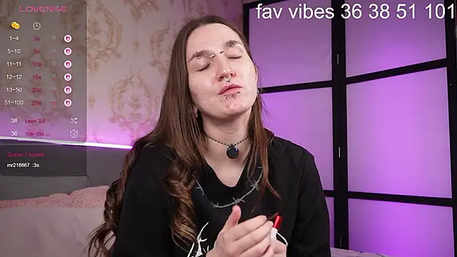 Alice Goth online show from 02-28-26, 06:20