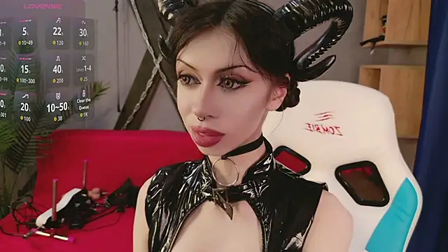 Snapshot of devvilss_toy chatting on 02-07-26, 03:05 devvilss toy online show from 02-07-26, 03:05