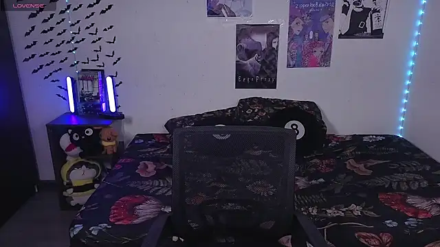 Scarleth Shadow1 online show from 01-10-26, 12:29