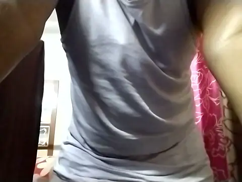 Snapshot of Lucky___05 chatting on 01-06-26, 05:16 Lucky 05 online show from 01-06-26, 05:16