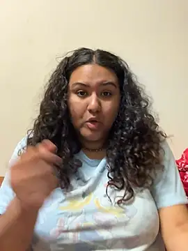 Snapshot of Angeliccreamyrican chatting on 02-08-26, 02:26 Angeliccreamyrican online show from 02-08-26, 02:26